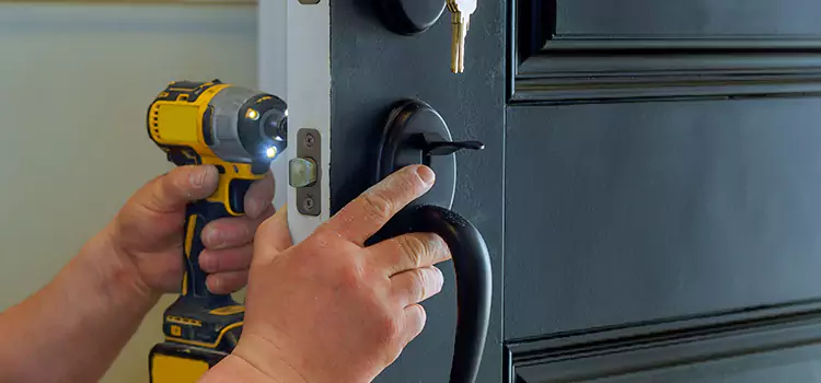 Locksmith Emergency Service Water Town